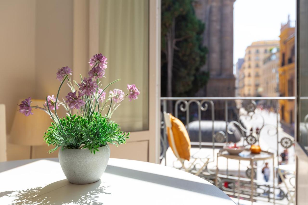 Luminoso Apartamento De Dos Habitaciones Con Vistas A Las Catedral Málaga Dış mekan fotoğraf