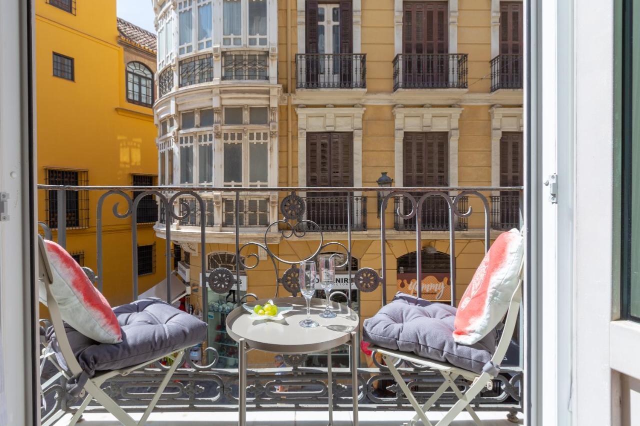 Luminoso Apartamento De Dos Habitaciones Con Vistas A Las Catedral Málaga Dış mekan fotoğraf