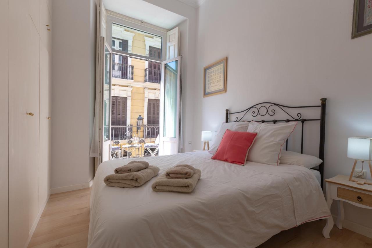 Luminoso Apartamento De Dos Habitaciones Con Vistas A Las Catedral Málaga Dış mekan fotoğraf